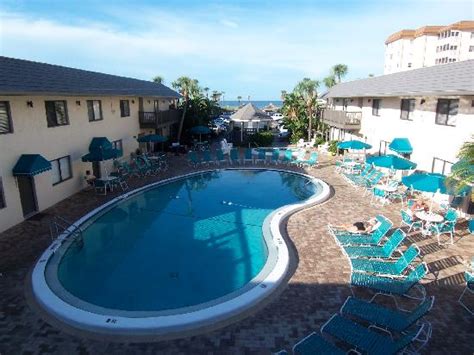  Suntide Island Beach Club is located in Sarasota, Florida, with a