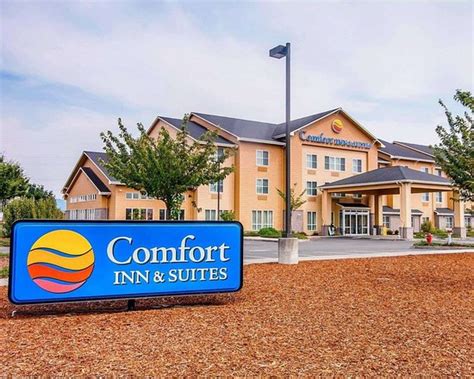 Super 8 Hotels in Cottage Grove OR - HotelPlanner.com