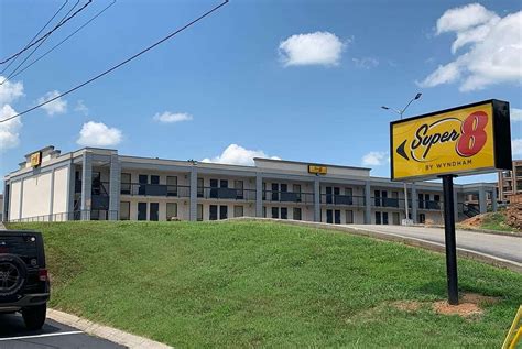 Super 8 by Wyndham Cookeville, TN - Tripadvisor