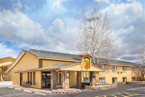 Super 8 by Wyndham Craig Reviews, Deals & Photos 2024