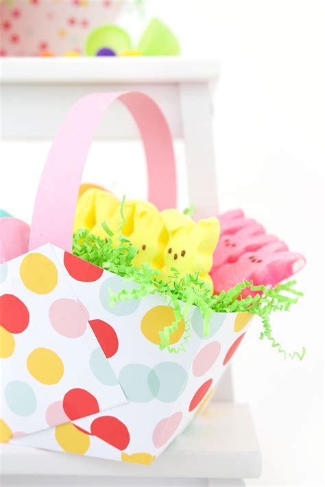 Super Duper Easy Paper Easter Baskets - Damask Love