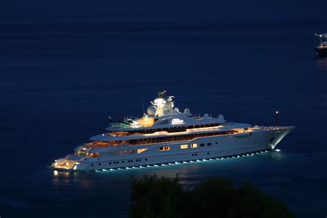 Super Yachts at night Super yachts, Yacht, Luxury yachts