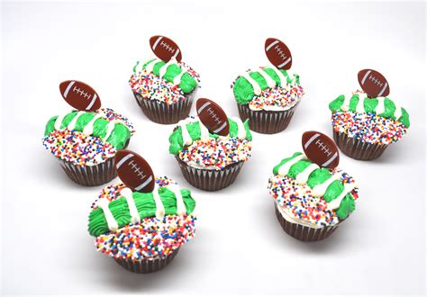 Super bowl cupcakes. Instructions. Preheat oven to 350 degrees F (176 C) and line a standard muffin holder with 12 paper liners (as original recipe is written // adjust if altering batch size). Add non-dairy milk and vinegar or lemon juice to a large mixing bowl and let set a few minutes to curdle/activate. 