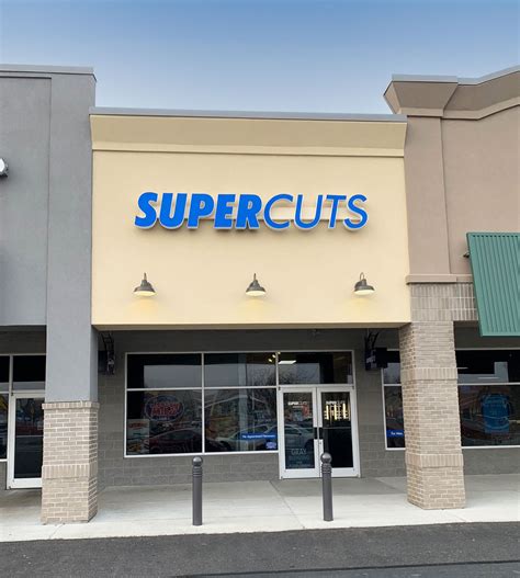 Supercuts hamilton mill. Almost 1,900 Locations! Learn why we're one of the fastest growing franchise concepts in the nation and how you can begin your new business venture. 