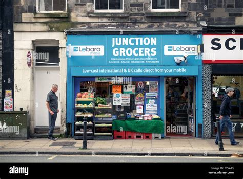 Supermarket dash hi-res stock photography and images - Alamy