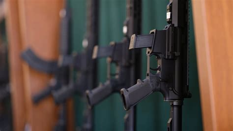 Supreme Court lets Illinois keep ban on sale of some semiautomatic guns for now