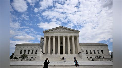 Supreme Court to examine the power of agencies and the president