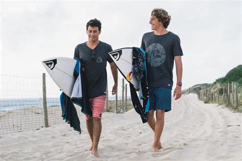 Surf brands clothing. SURF INC. powstało z myślą o osobach takich jak my, dla których ważna jest wygoda i wysoka jakość tego co noszą, które tak jak my kochają wodę, wiatr, sporty surf i skate. 