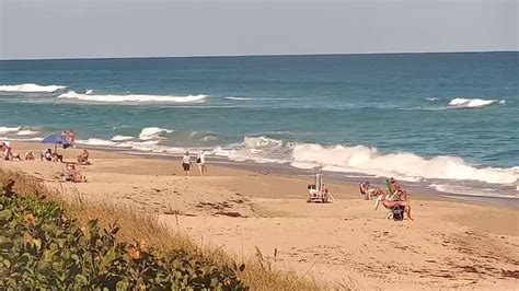 Jensen Beach surf forecast is for near shore open water. Breaking wav