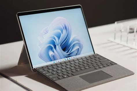 Surface pro 10 release date. 8&Prime; inner display, specs, and price predict...