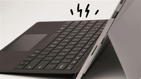 Surface pro keyboard not working. 0 and USB-C make it a versatile and conv...