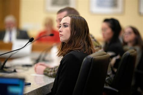 Surge in eating disorders spurs state legislative action