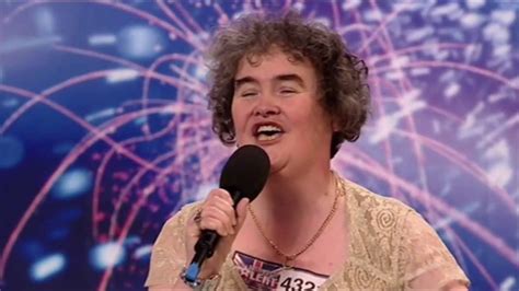 Susan boyle audition. Neuvěřitelné vystoupení Susan Boyle v soutěži Britain Got Talent (obdoba Superstar, nebo X-Factoru), které obletělo celý svět a ze Susan Boyle udělalo přes n... 