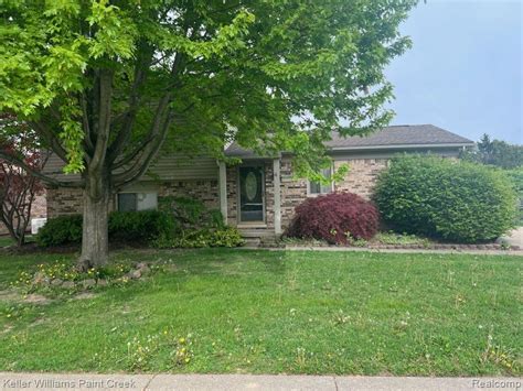 Susann M Atkins Sandy Dr, Clinton Township, MI Whitepages