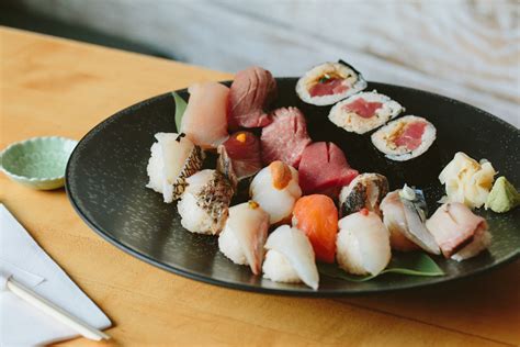 Sushi in boston. Sushi first started gaining popularity in the U.S. in the 1960s, when a restaurant called Kawafuku opened in Los Angeles' Little Tokyo neighborhood. The restaurant's sushi bar was frequented by Japanese businessmen, who'd bring their American coworkers for a meal. Eventually, sushi restaurants started cropping up in … 