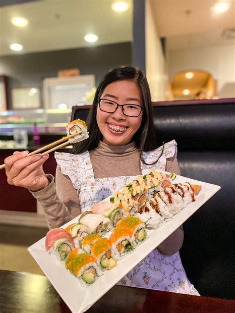 Sushi raleigh. Located in northwest Raleigh NC, off of Glenwood Ave, at the intersection of Duraleigh Rd and Pleasant Valley Rd, Waraji offers an extensive selection of sushi, sashimi and … 