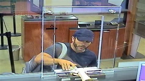 Suspect accused of armed robbery at Bank of America Financial Center in Miami taken into custody