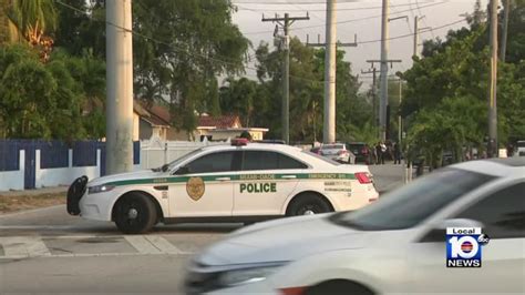Suspect fires at officers attempting to serve warrant in NW Miami-Dade