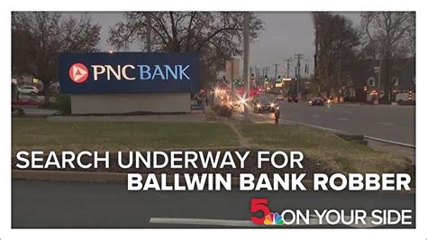 Suspect wanted in Ballwin bank robbery