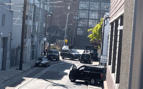 Suspect who fired gun leads to SF police barricade in SoMa