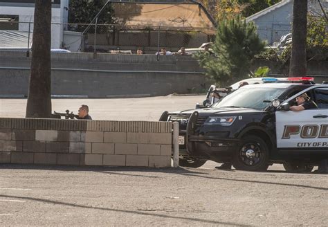 Suspected gunman barricaded inside Pasadena apartment