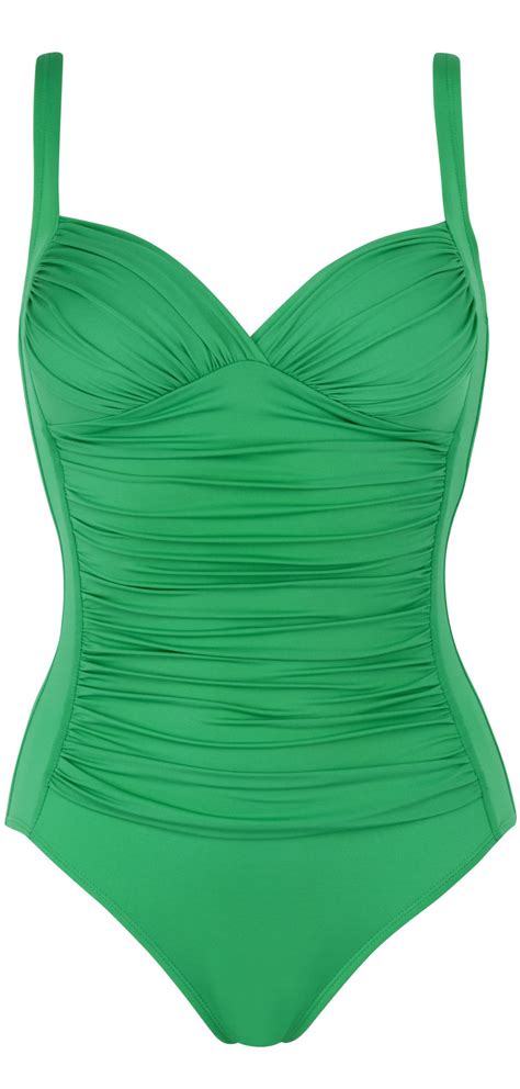 Sustainable bathing suit. Founded in 2013 in Australia, Elle Evans Swimwear creates beautiful, lower-impact swimwear and activewear for people who care about fashion and the future. The brand uses post-consumer waste fabrics and traces all of its supply chain. The range is stocked in sizes 2XS-3XL. See the rating. 