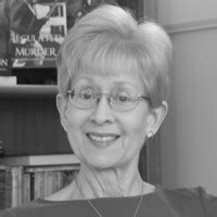 Suzanne Williams is an experienced