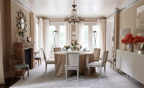 Suzanne kasler. Tag along to the Atlanta home of designer Suzanne Kasler where she has transformed a pre-war Federal home to an elegant Regency style one where old and new, ... 
