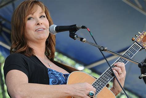 Suzy bogguss. Suzy Bogguss Just Like The Weather Live Perfomance 1995Suzy Bogguss Just Like The Weather LyricsThe wind is blowing from a new directionYou're thinking 'bou... 