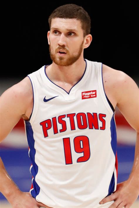 This opens up a roster spot for a free-agency signing. Joe Mazzulla can surely benefit from the outside shooting and floor spacing that Svi Mykhailiuk gives. The 2022-23 NBA journeyman played for .... 