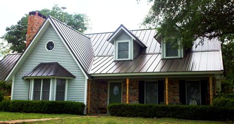 Corrugated metal prices per square foot, sheet, or panel. Corrugated roof prices are $5 to $30 per square foot installed or $1 to $20 per square foot for materials alone, depending on the metal. Corrugated metal sheets come in 8-, 10-, and 12-foot sheets that are 24 to 39 inches wide. When installed, each piece overlaps by several inches.. 