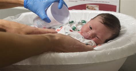 Swaddle Bathing