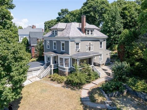 Swampscott real estate. OPEN HOUSE: Saturday, April 20, 2024 1:30 PM - 3:00 PM. For Sale - 52 Bellevue Rd, Swampscott, MA - $1,175,000. View details, map and photos of this single family property with 4 bedrooms and 2 total baths. MLS# 73221777. 