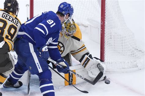 Swayman, Bruins outlast Maple Leafs with shootout win