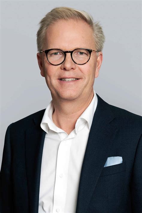 Swedbank Names Bo Bengtsson Head of Large Corporates and …