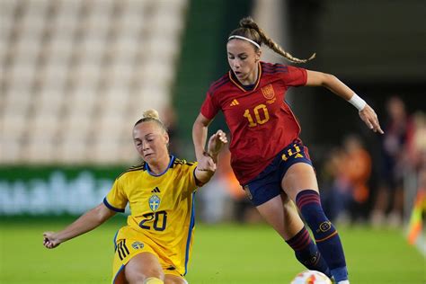 Sweden vs spain. Sweden had knocked the US out of the tournament in the last 16. Phil Walter/Getty Images. CNN —. Sweden will face Spain in the semifinals of the Women’s World Cup after beating Japan 2-1 in a ... 
