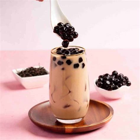 Sweet boba. Tato Boba is a Taiwanese drink that may be unfamiliar to most Americans. It tastes just like regular bubble tea but with a few exceptional ingredients that set it apart. It is mildly sweet and has a dark color due to the taro root extract in it instead of black tea leaves. 