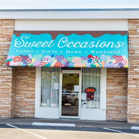 Sweet occasions. Is Sweet Occasions handicapped accessible? Unfortunately, no. Our event space is a loft space located on the second floor; there are steps to access the space. Are parents of party guests allowed to stay? For children ages 8 and up, parties are considered “Drop-Off” parties. Parents and immediate family of birthday child (up to 8 guests ... 