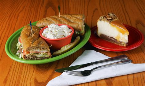 Sweet peppers deli. Sweet Peppers Deli - Hattiesburg,MS, Hattiesburg, MS. 2,657 likes · 6 talking about this · 2,330 were here. We are a casual, family friendly restaurant that serves deli sandwiches, wraps, huge... 