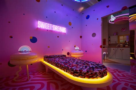 Sweet tooth hotel. What pops into your head when you hear, “Sweet Tooth Hotel?” We bet you didn’t initially think experiential art. Which is, we think, exactly the point. You're invited to check in at Sweet Tooth Hotel, created by wife and husband duo Jencey and Cole Keeton, an immersive art venue that features emerging experiential artists. Visitors make ... 