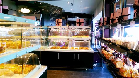 Sweethut - Sweet Hut Malaysia, Kuala Lumpur, Malaysia. 28 likes · 1 talking about this · 108 were here. Dessert Shop