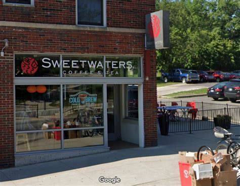 Sweetwaters ypsilanti. Chai. Sweet and spicy blend of organic black tea, honey, vanilla, and spices mixed with milk. Try a soy milk version. Real Tea Latte: Select Tea $4.25. Triple size. Real Tea Latte: Premium Tea $4.95. Triple size. Thai Iced Tea. A blend of black tea, vanilla, and cinnamon poured over ice and topped with half & half. 