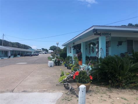  Book Surf Motel and Gardens, Fort Bragg on Tripadvisor: See 947 traveler reviews, 404 candid photos, and great deals for Surf Motel and Gardens, ranked #7 of 21 hotels in Fort Bragg and rated 4 of 5 at Tripadvisor. .