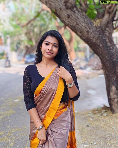 Swetha kumar serial actress.  According to latest reports, She was replace...