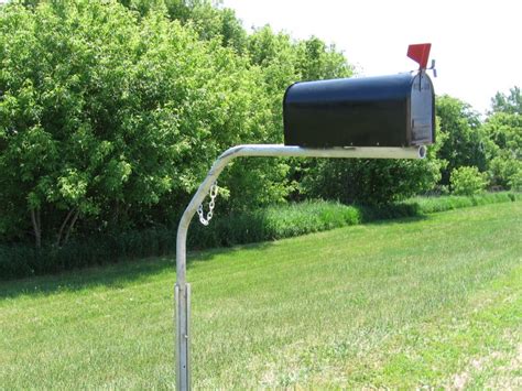 Swing away mailbox post. Swing Away Mailbox Post Heavy steel construction Galvanized Security chain that prevents separation of the assembly Meets all of the criteria described in the Minnesota Department of Transportation's Standard Plate #9350A titled... Download PDF 