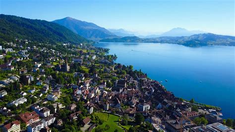 Switzerland's Crypto Valley: A Contrasting Approach