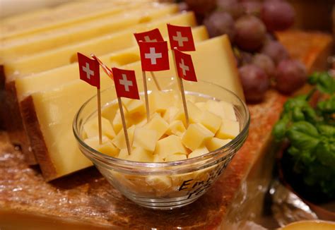 Switzerland to become a net importer of cheese this year for the first time