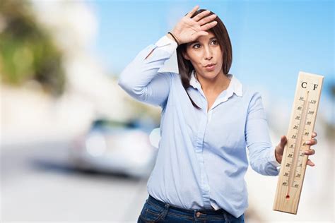 Symptoms of Heat Exhaustion and Heat Stroke During Pregnancy