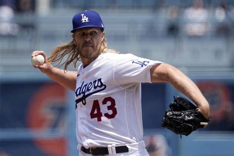Syndergaard gets first Dodgers’ win in sweep of Cardinals