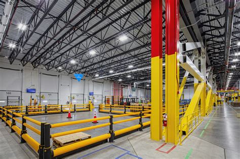 Amazon Fulfillment Center-Dcx1 in Riverside, CA is a large-scale fac